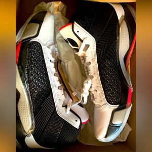 Men’s NIKE Air Jordan XXXVIII